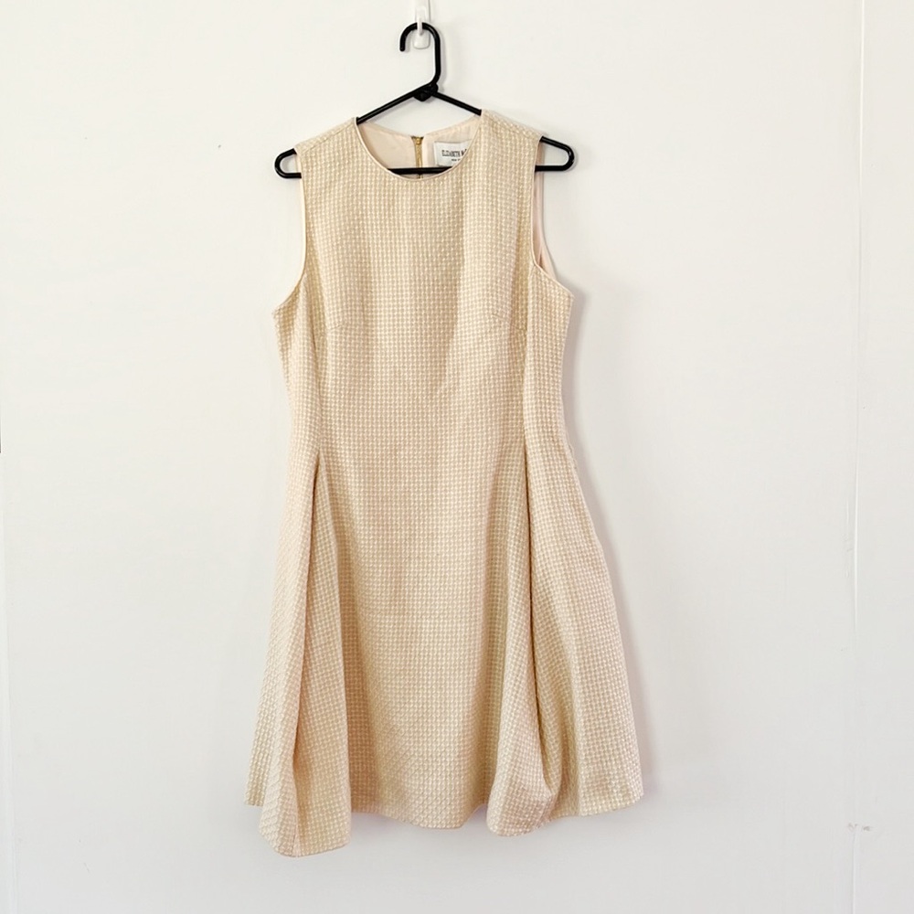 Size 8,Elizabeth McKay Weezie Dreess. Missing belt but new